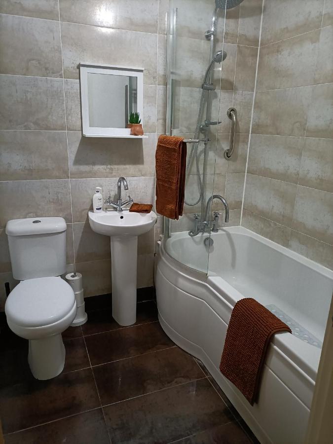 Appartamento Harbour View Carrickfergus Esterno foto
